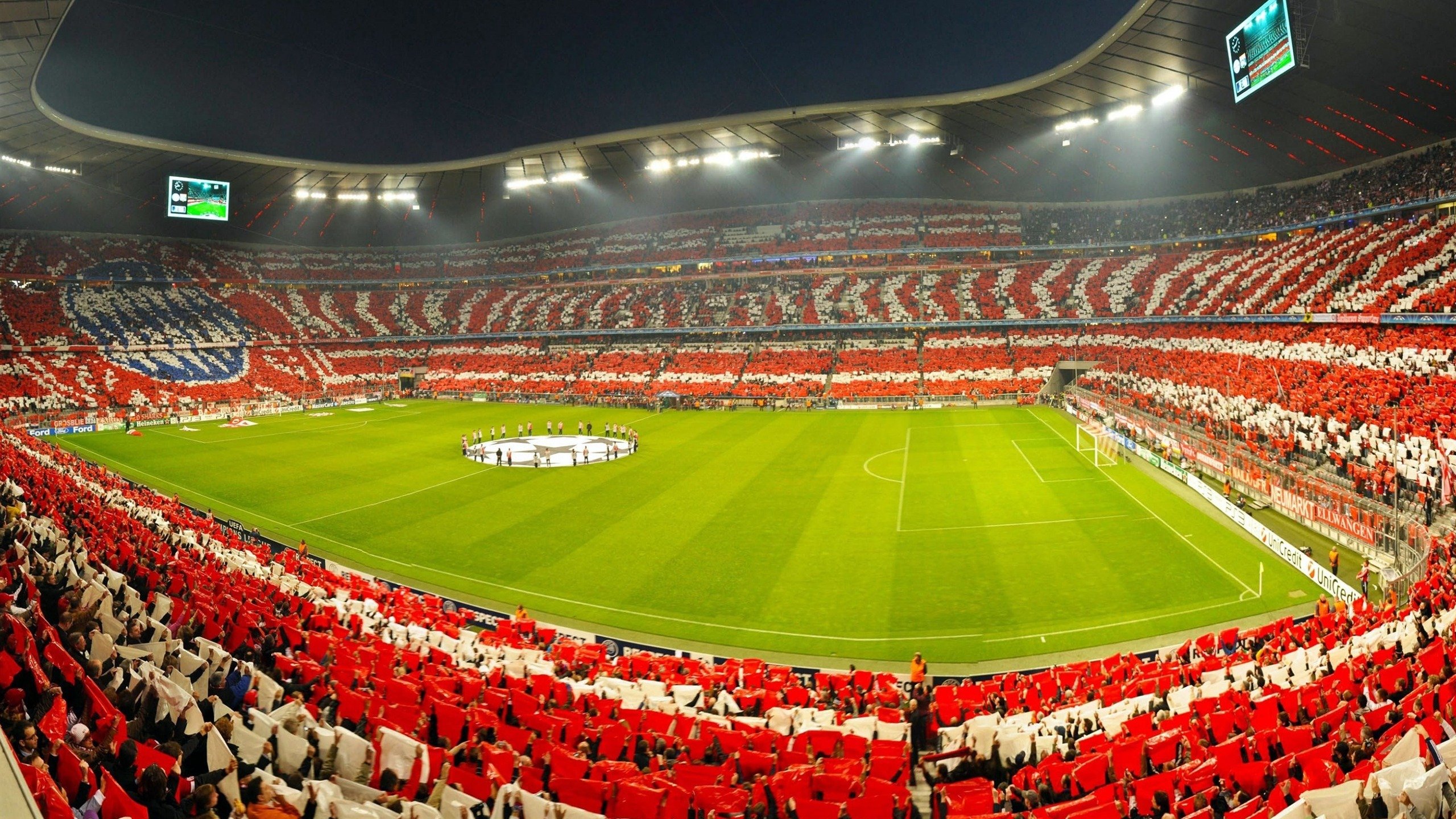 西甲强强对话：皇马与巴萨互交白卷，榜首争夺战进入关键时刻，皇马和巴萨国家德比